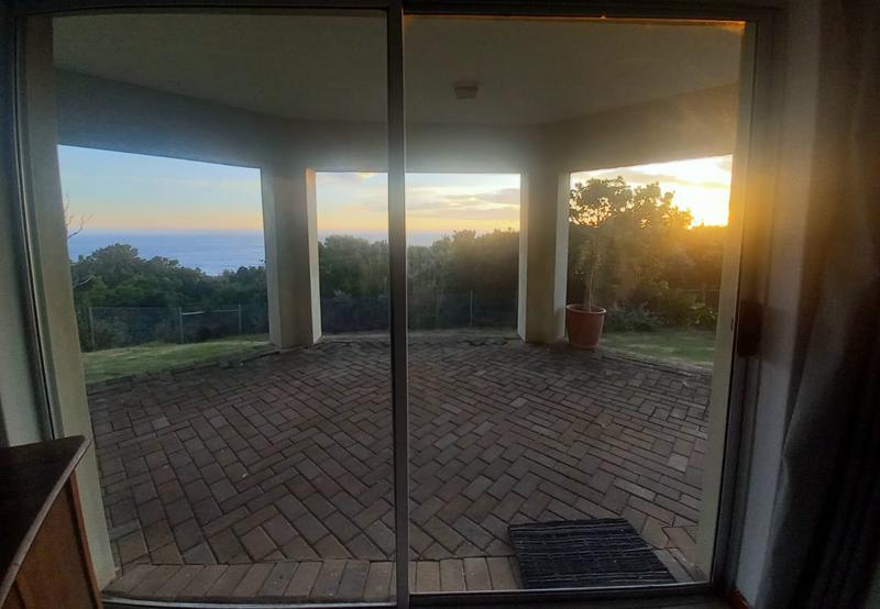 4 Bedroom Property for Sale in Eersterivierstrand Eastern Cape